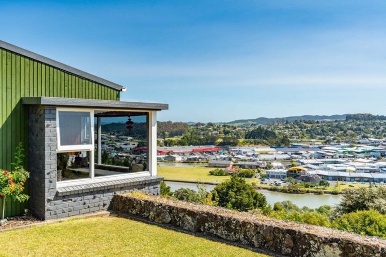Photo of property in 26 Punga Grove Avenue, Riverside, Whangarei, 0112