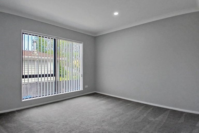 Photo of property in 9b Sari Place, Massey, Auckland, 0614