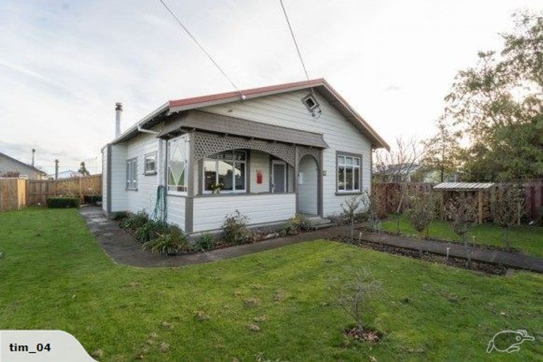 Photo of property in 46 Cologne Street, Martinborough, 5711