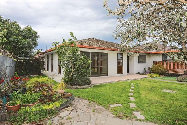 Photo of property in 812 Queen Street West, Saint Leonards, Hastings, 4120