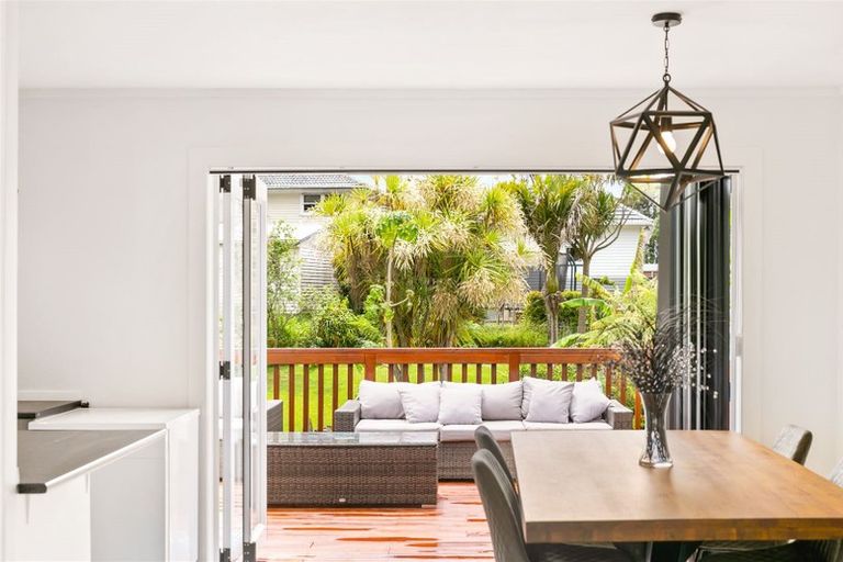 Photo of property in 2/14 Matama Road, Glen Eden, Auckland, 0602