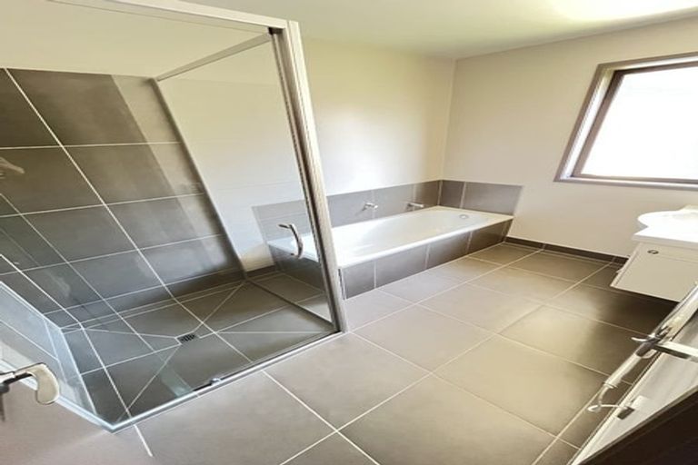 Photo of property in 3 Silkwood Crescent, Karaka, Papakura, 2113