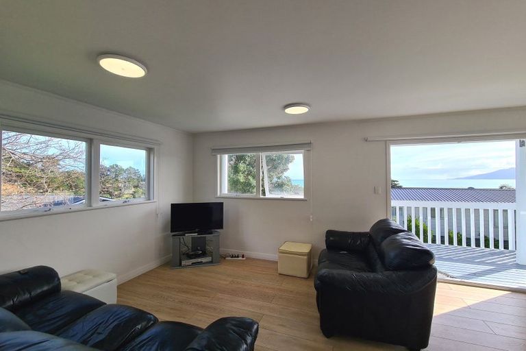 Photo of property in 12 Torehina Heights, Amodeo Bay, Coromandel, 3584