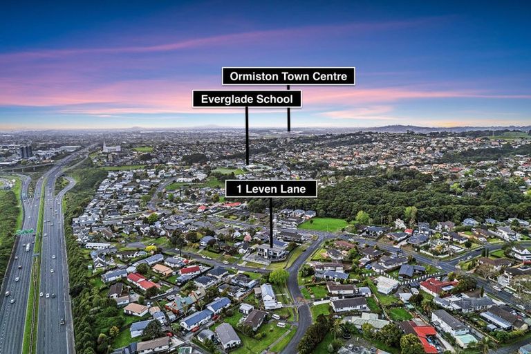 Photo of property in 1 Leven Lane, Totara Heights, Auckland, 2105