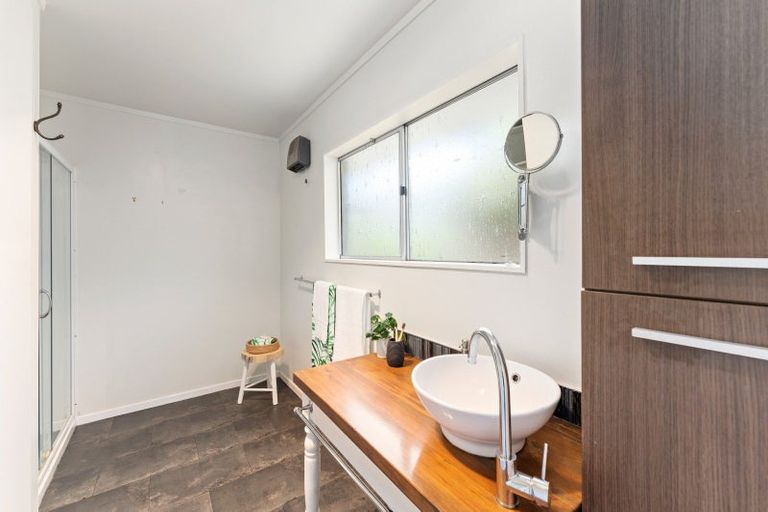 Photo of property in 151b Tasman Road, Otaki, 5512