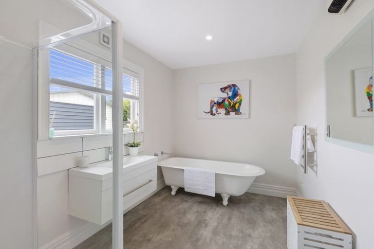 Photo of property in 8 North Parade, Richmond, Christchurch, 8013