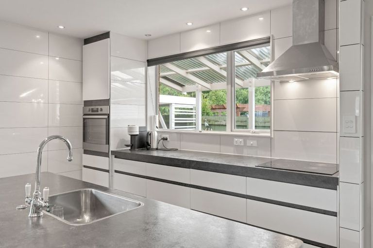 Photo of property in 41 Brandon Street, Featherston, 5710