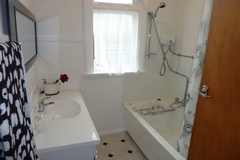 Photo of property in 345 Ferry Road, Waltham, Christchurch, 8011