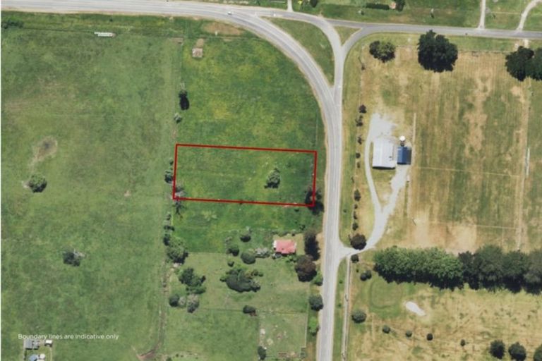 Photo of property in 7 Cook Street, Tolaga Bay, 4077