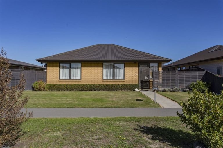 Photo of property in 6/3 Retallick Way, Amberley, 7410