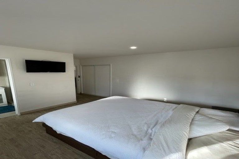 Photo of property in 48a Hooker Avenue, Bryndwr, Christchurch, 8053