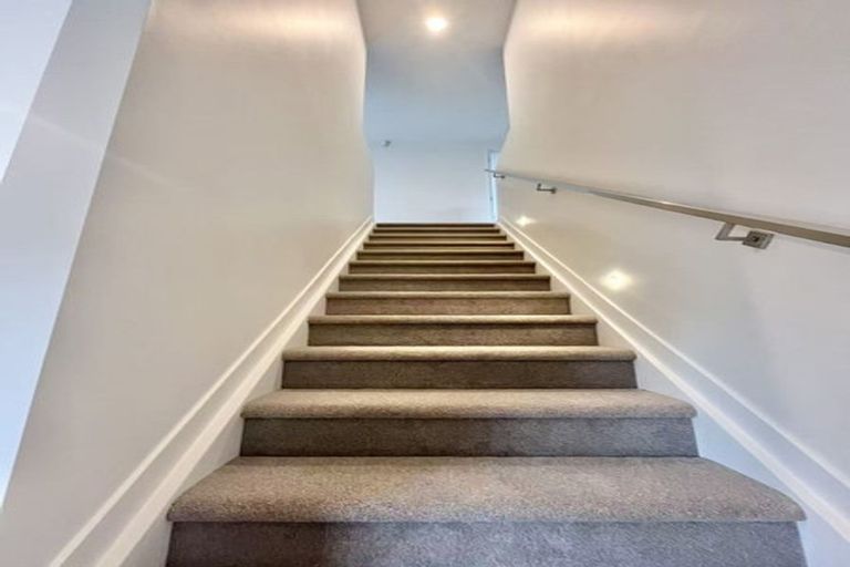 Photo of property in 4/29 Brandon Road, Glen Eden, Auckland, 0602