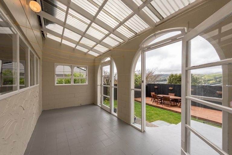 Photo of property in 52 Oriel Avenue, Tawa, Wellington, 5028