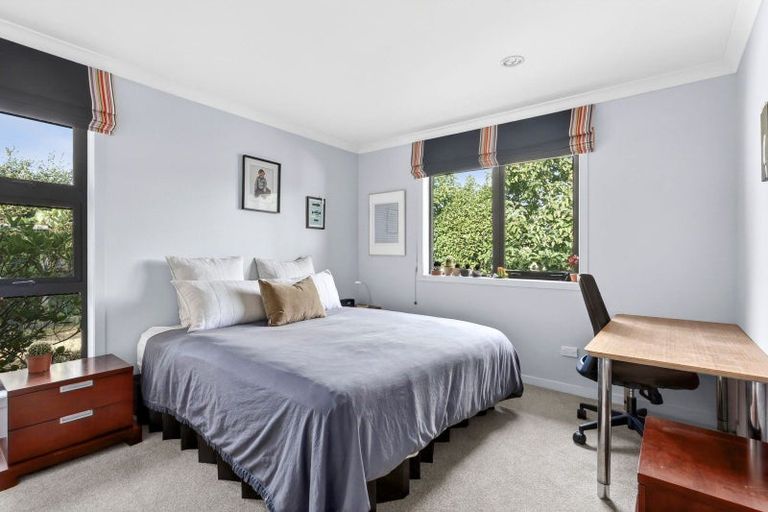 Photo of property in 24 Honiss Place, Cambridge, 3434