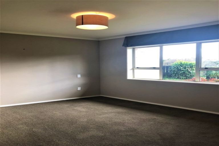 Photo of property in 67 Riverhead Road, Kumeu, 0810