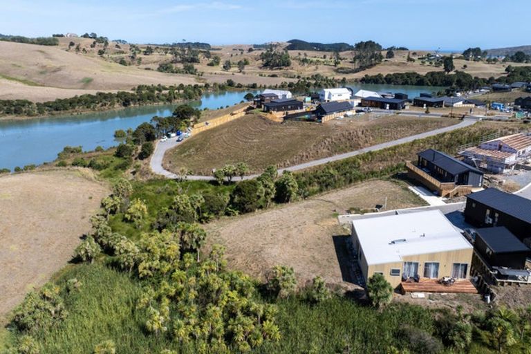 Photo of property in 9 Waipatukahu Lane, Raglan, 3225