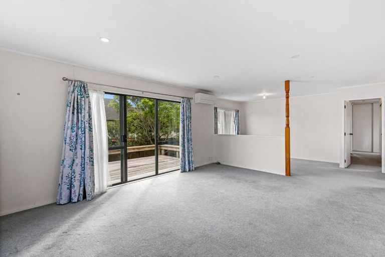 Photo of property in 7 Gala Place, Henderson, Auckland, 0612