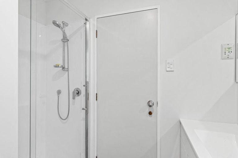 Photo of property in 18 Forglen Place, Tawa, Wellington, 5028