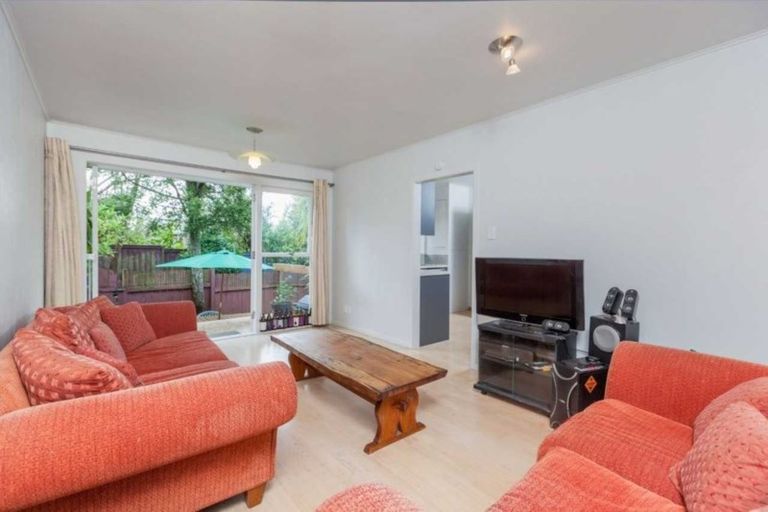 Photo of property in 2/24 Bailey Road, Mount Wellington, Auckland, 1060