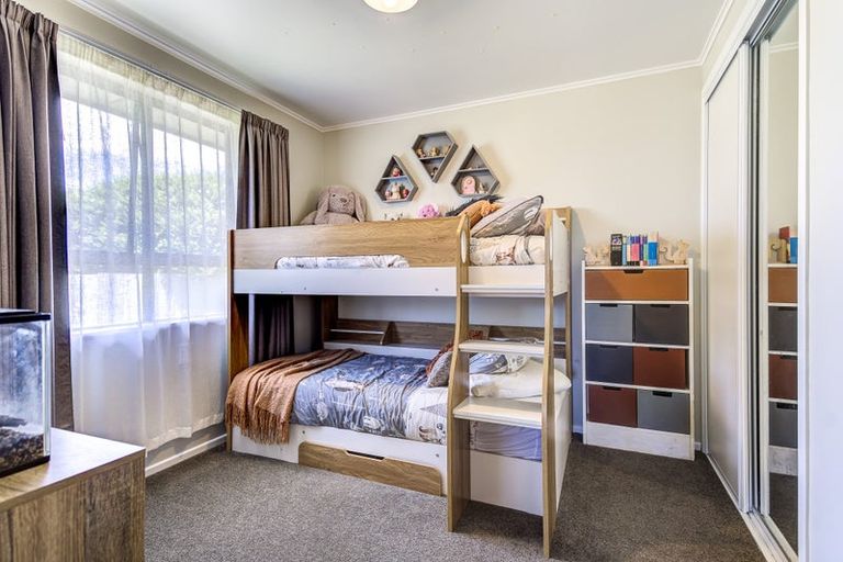 Photo of property in 6 Gwendoline Place, Glenview, Hamilton, 3206