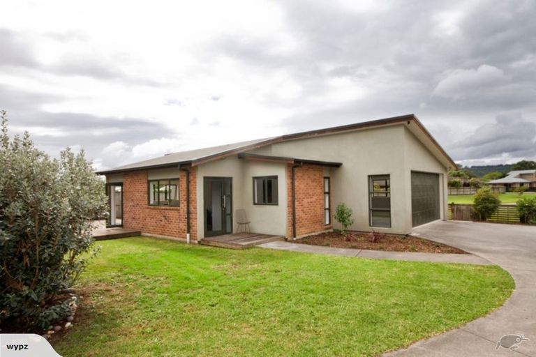 Photo of property in 14b Ringwood Place, Whitianga, 3510
