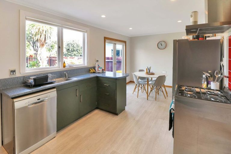 Photo of property in 10 High Street, Petone, Lower Hutt, 5012