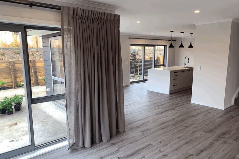 Photo of property in 4 Edenmore Terrace, Fitzherbert, Palmerston North, 4410