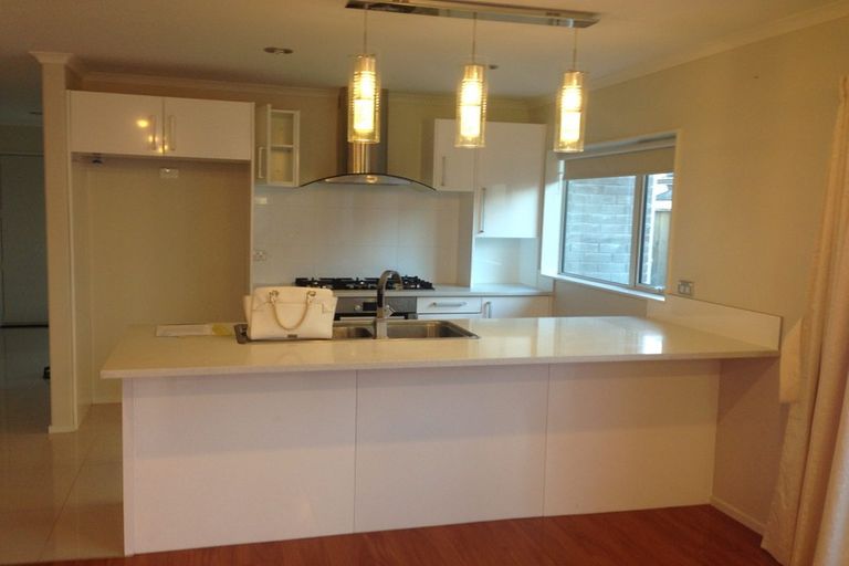 Photo of property in 35 Arranmore Drive, Flat Bush, Auckland, 2019