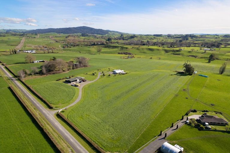 Photo of property in 238 Puketutu Road, Matamata, 3472