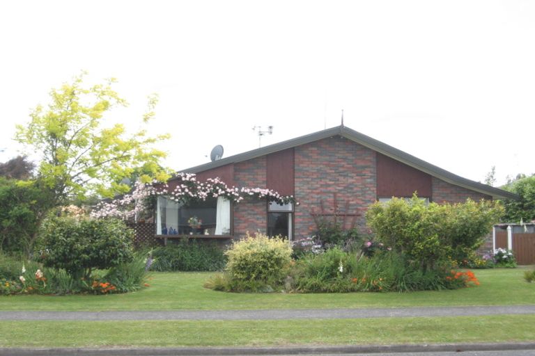 Photo of property in 49 Browning Street, Leamington, Cambridge, 3432