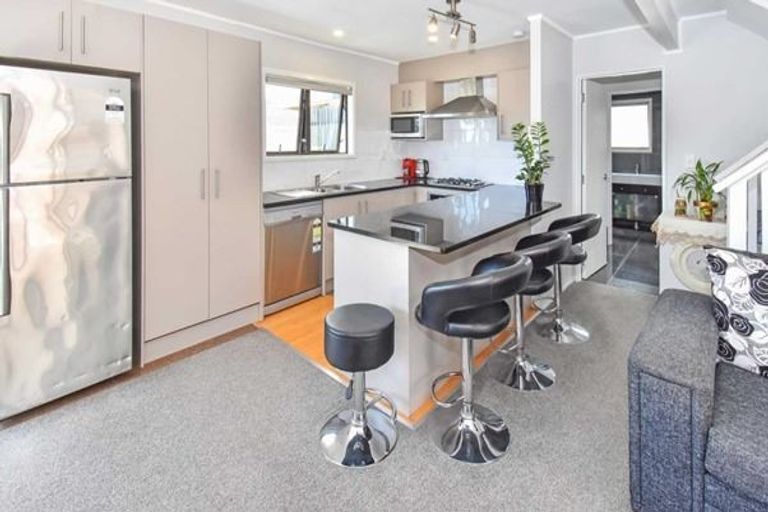 Photo of property in 2/104 Tui Road, Papatoetoe, Auckland, 2025