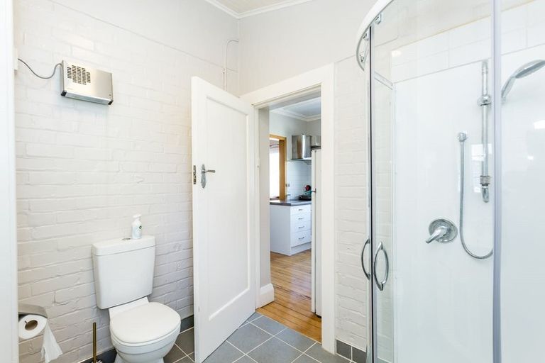 Photo of property in 53 Manor Place, Dunedin Central, Dunedin, 9016