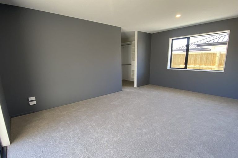 Photo of property in 155 Shillingford Boulevard, Rolleston, 7615