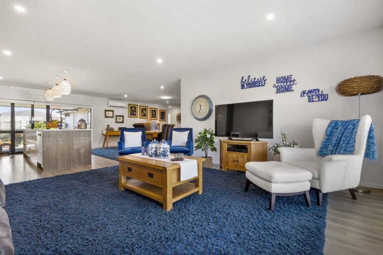 Photo of property in 79 Mclarin Road, Glenbrook, Waiuku, 2681