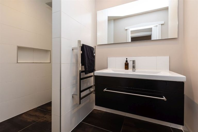 Photo of property in 128 Rutland Street, St Albans, Christchurch, 8052