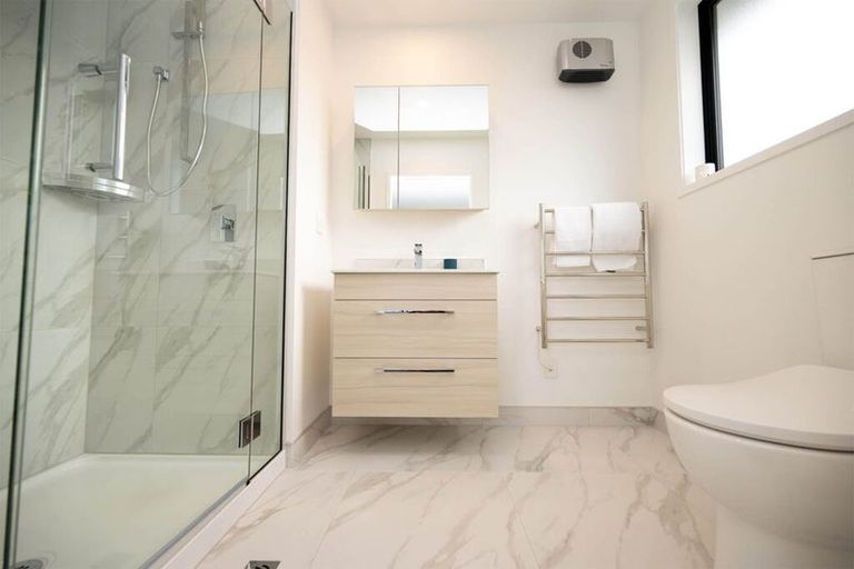 Photo of property in 32 Mohua Lane, Upper Riccarton, Christchurch, 8041