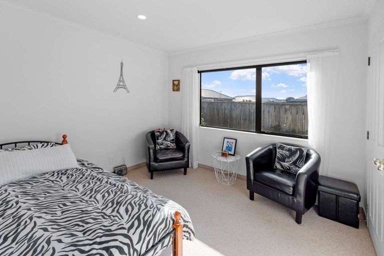 Photo of property in 11 Terry Lane, Paraparaumu Beach, Paraparaumu, 5032