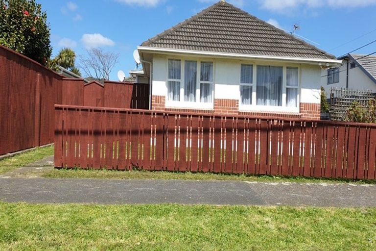 Photo of property in 20-20a Cottle Street, Avalon, Lower Hutt, 5011