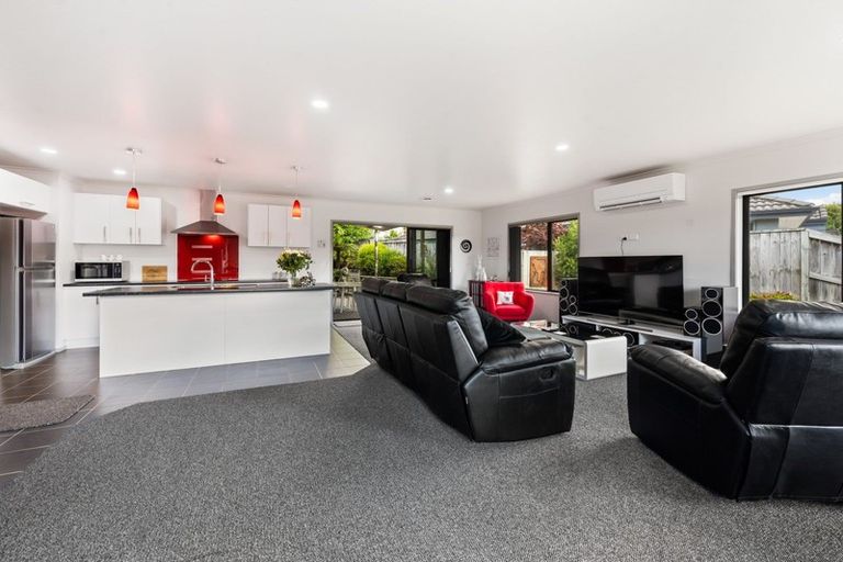 Photo of property in 31 Hamon Place, Pukehangi, Rotorua, 3015