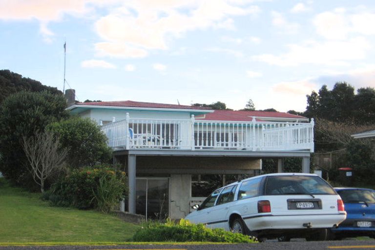 Photo of property in 18a-c Te Karuwha Parade, Paihia, 0200