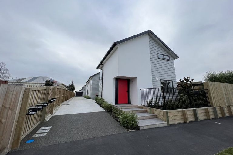 Photo of property in 5/75 Barbour Street, Waltham, Christchurch, 8011