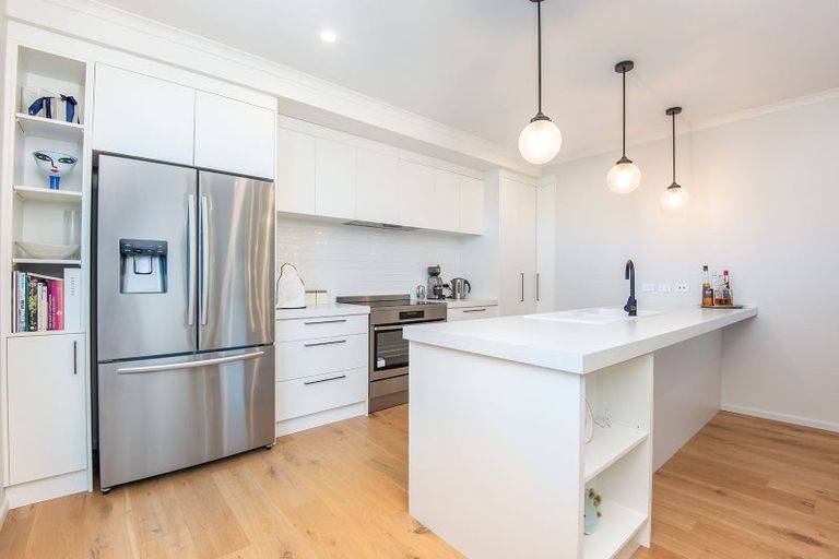 Photo of property in 24 Brugh Place, Andersons Bay, Dunedin, 9013