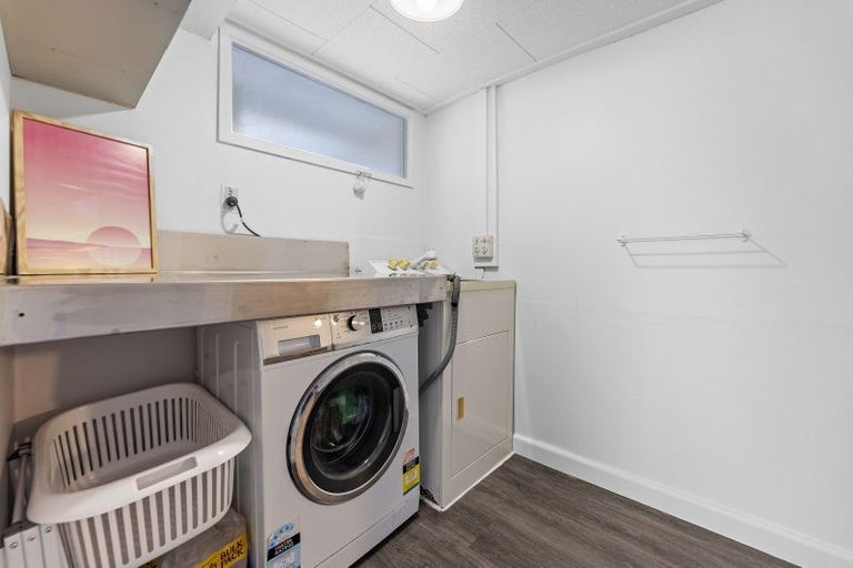 Photo of property in 65 Mornington Road, Balaclava, Dunedin, 9011