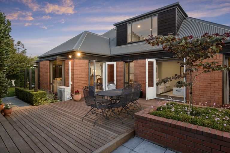 Photo of property in 79a Jeffreys Road, Fendalton, Christchurch, 8052