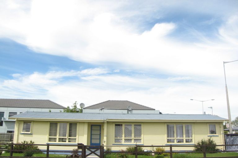 Photo of property in 101a Momorangi Crescent, Redwood, Christchurch, 8051