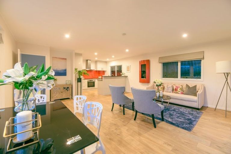 Photo of property in 1/48 Noeleen Street, Glenfield, Auckland, 0629