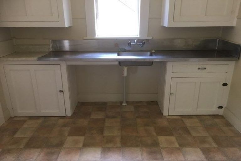 Photo of property in 15 Kitchener Street, Claudelands, Hamilton, 3214