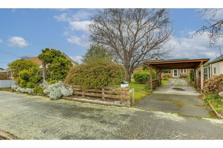 Photo of property in 5 Angland Avenue, Kensington, Timaru, 7910