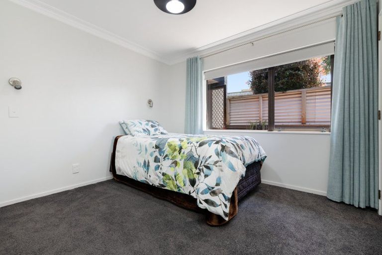 Photo of property in 42a Karaka Road, Otumoetai, Tauranga, 3110