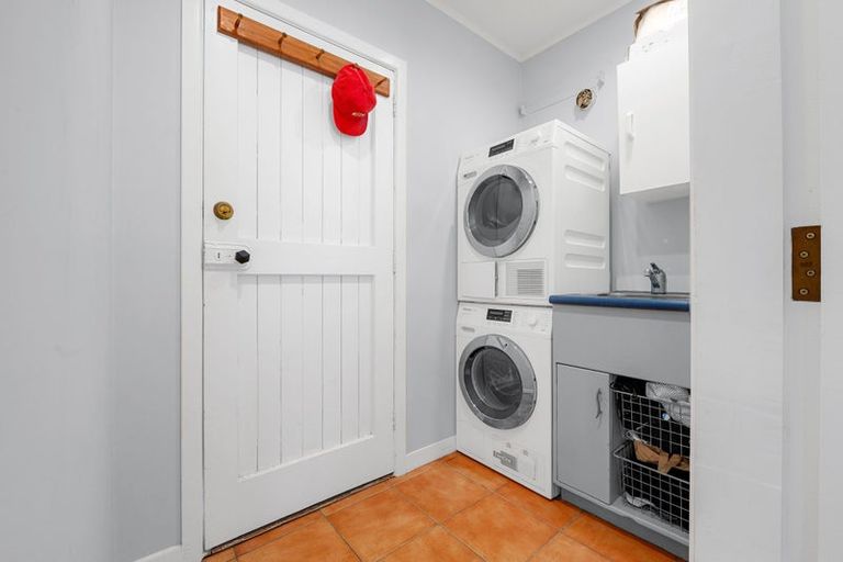 Photo of property in 6 Strowan Avenue, Fairfield, Hamilton, 3214